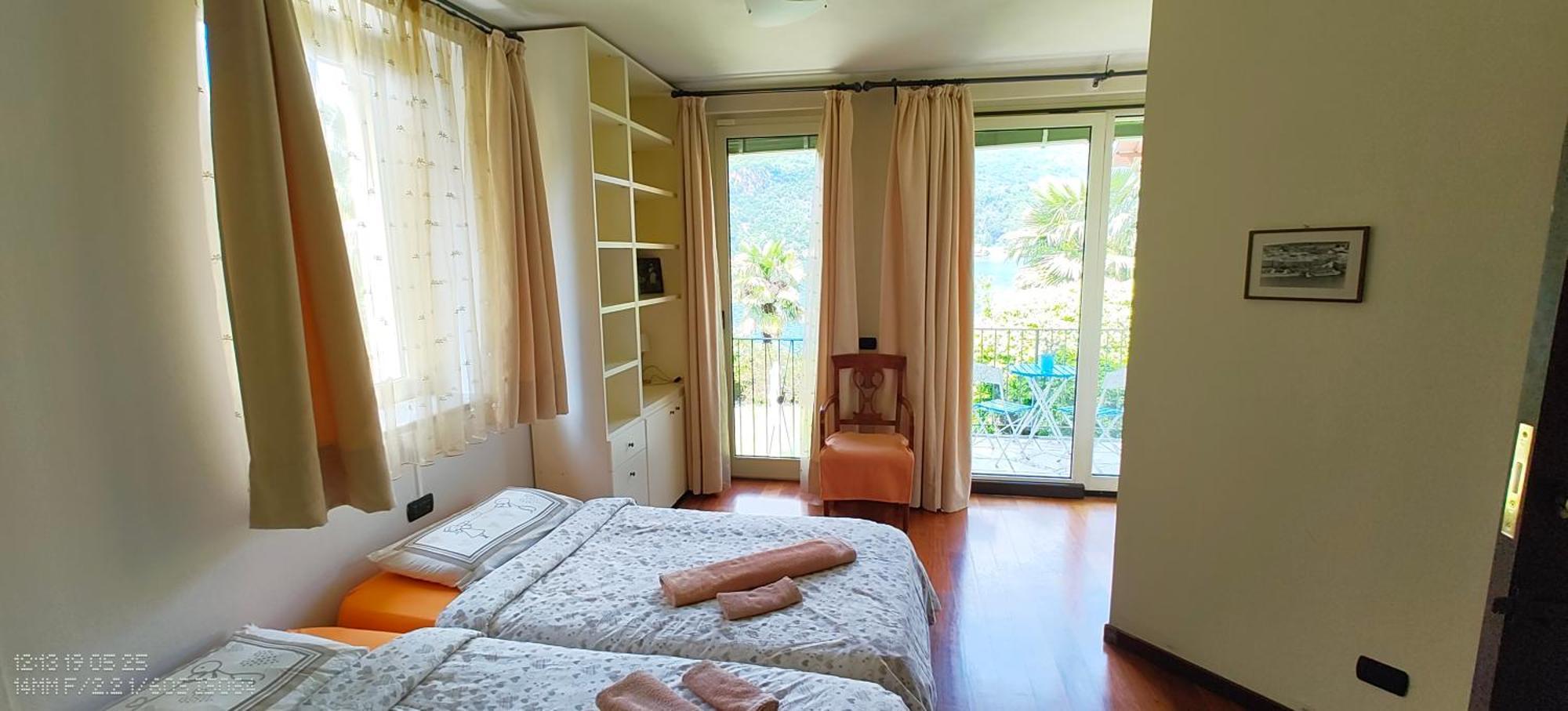 B&B Dolce Vista Al Lago Lugano 포르토 세레시오 외부 사진